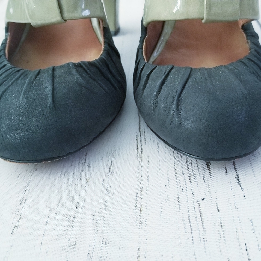 Modern Vintage Leather Mary Jane Heels 2 - Picture 10 of 10